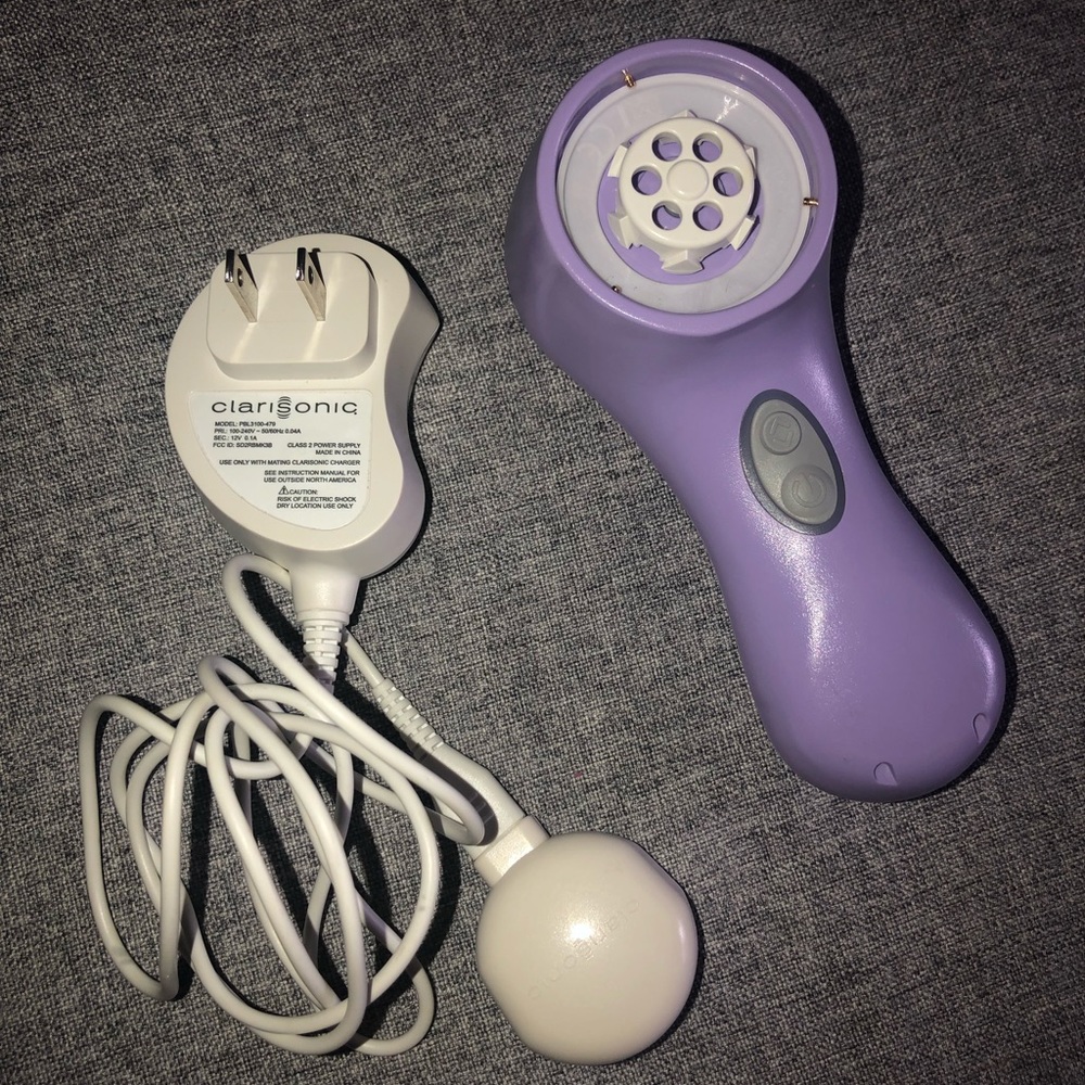 Clarisonic - Picture 2 of 4